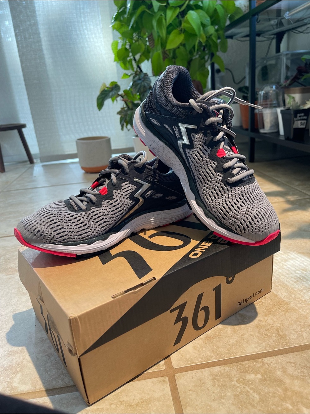 361º Sensation-3 Carbon Plated Running Shoes | Women’s 5.5/4 Youth